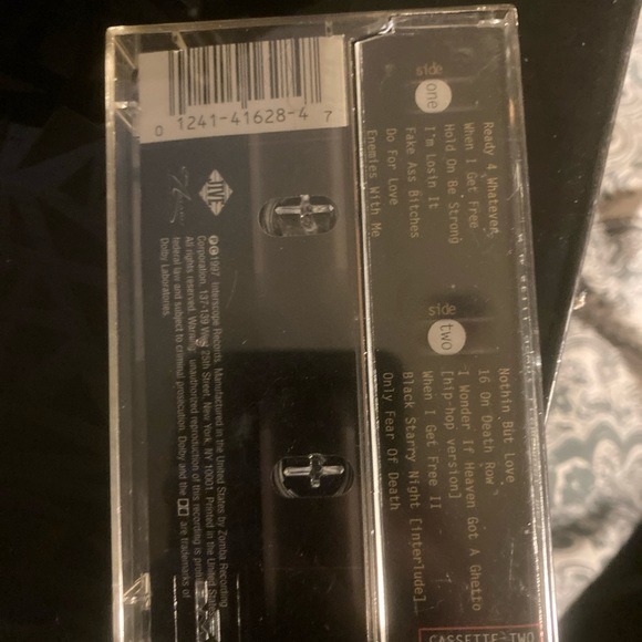 2pac - Picture 2 of 3